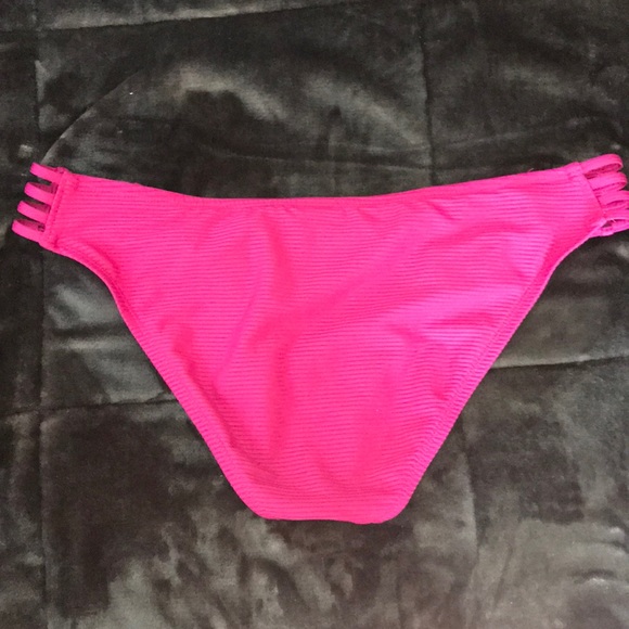 Bottom - Picture 2 of 3